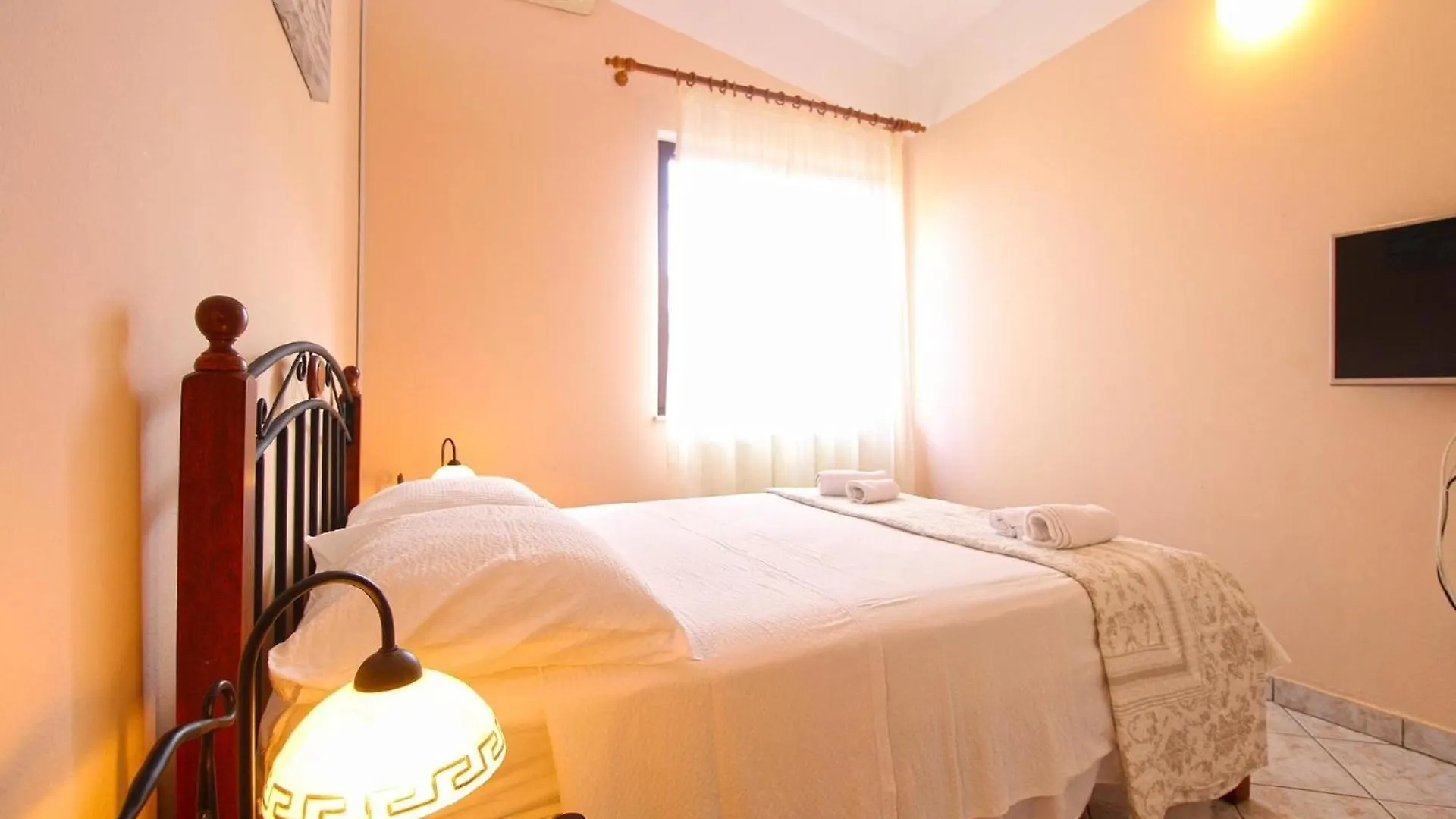 Apartment Ferienwohnung Fuer 2 Personen Ca 30 Qm In Fazana, Istrien Istrische Riviera Croatia